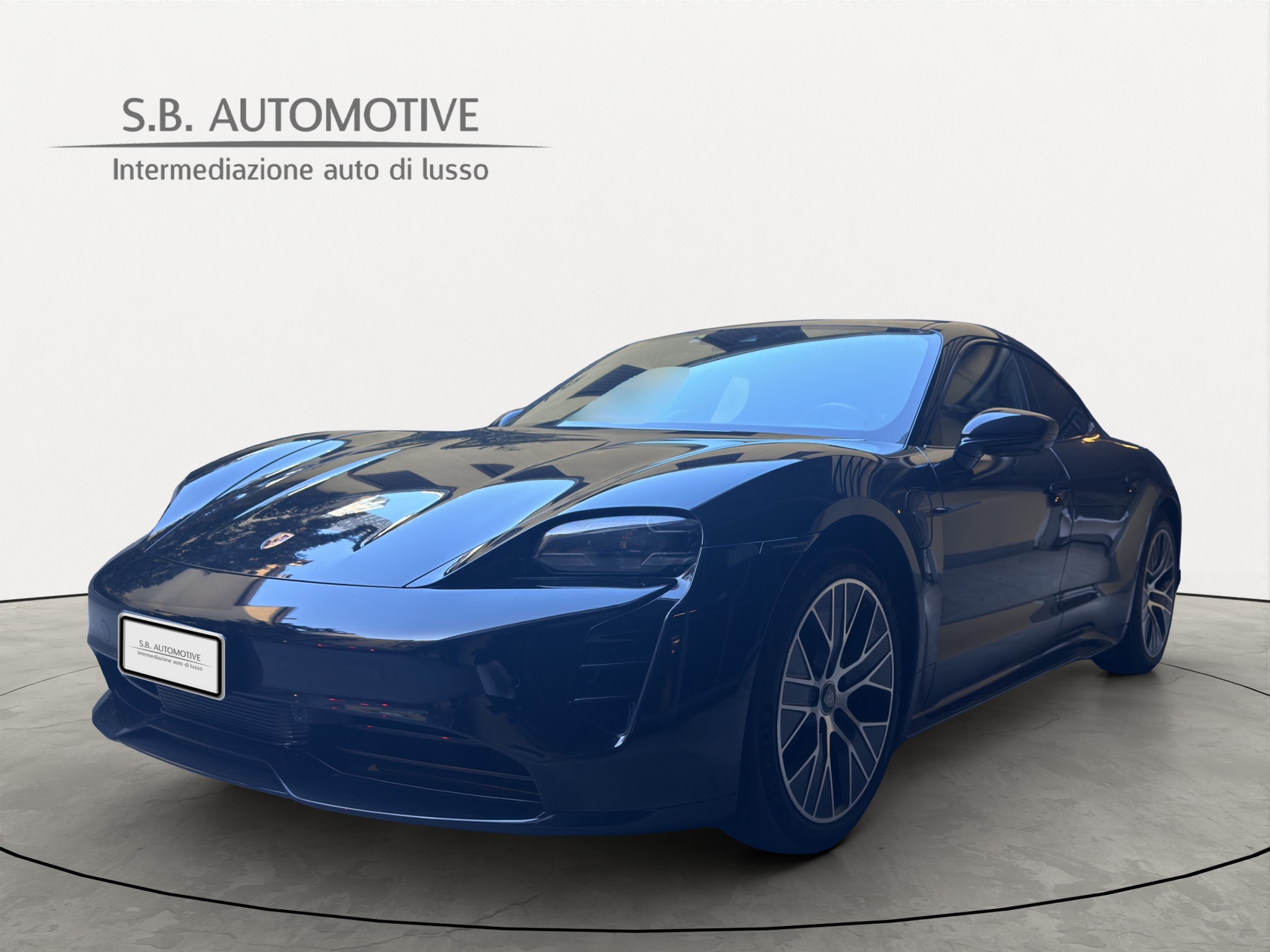 PORSCHE TAYCAN                                                                                                                                                € 63.900,00